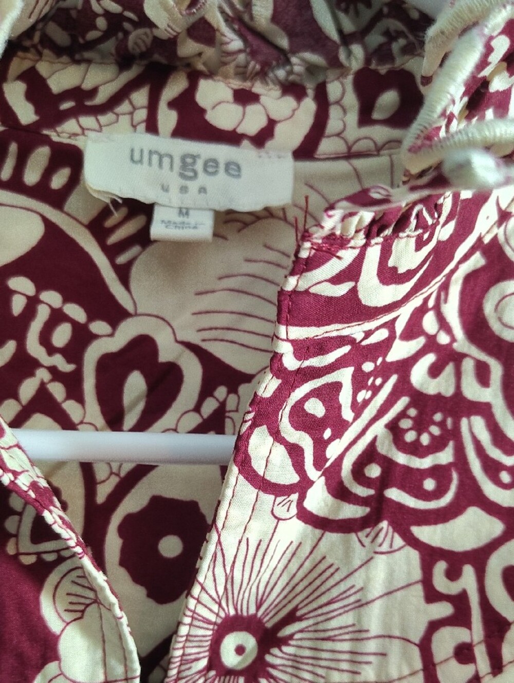 Women's Puff-Sleeve Floral Print Top Sangria Red Boho Chic Peasant - Picture 2 of 7
